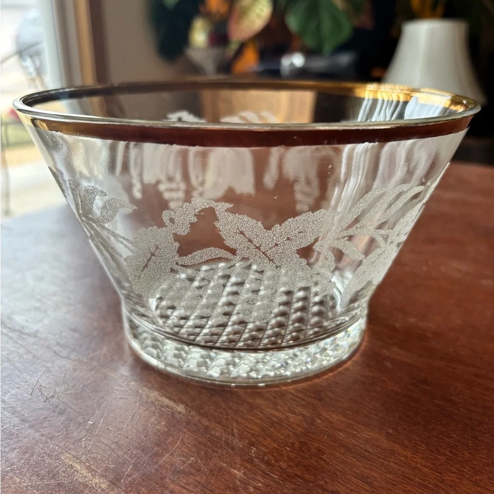 Vintage Bartlett-Collins ice bucket or serving bowl from the mid-20th century.